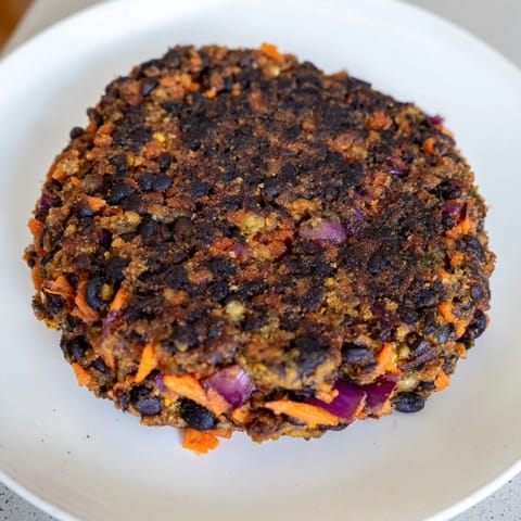 Hearty Black Bean Burgers